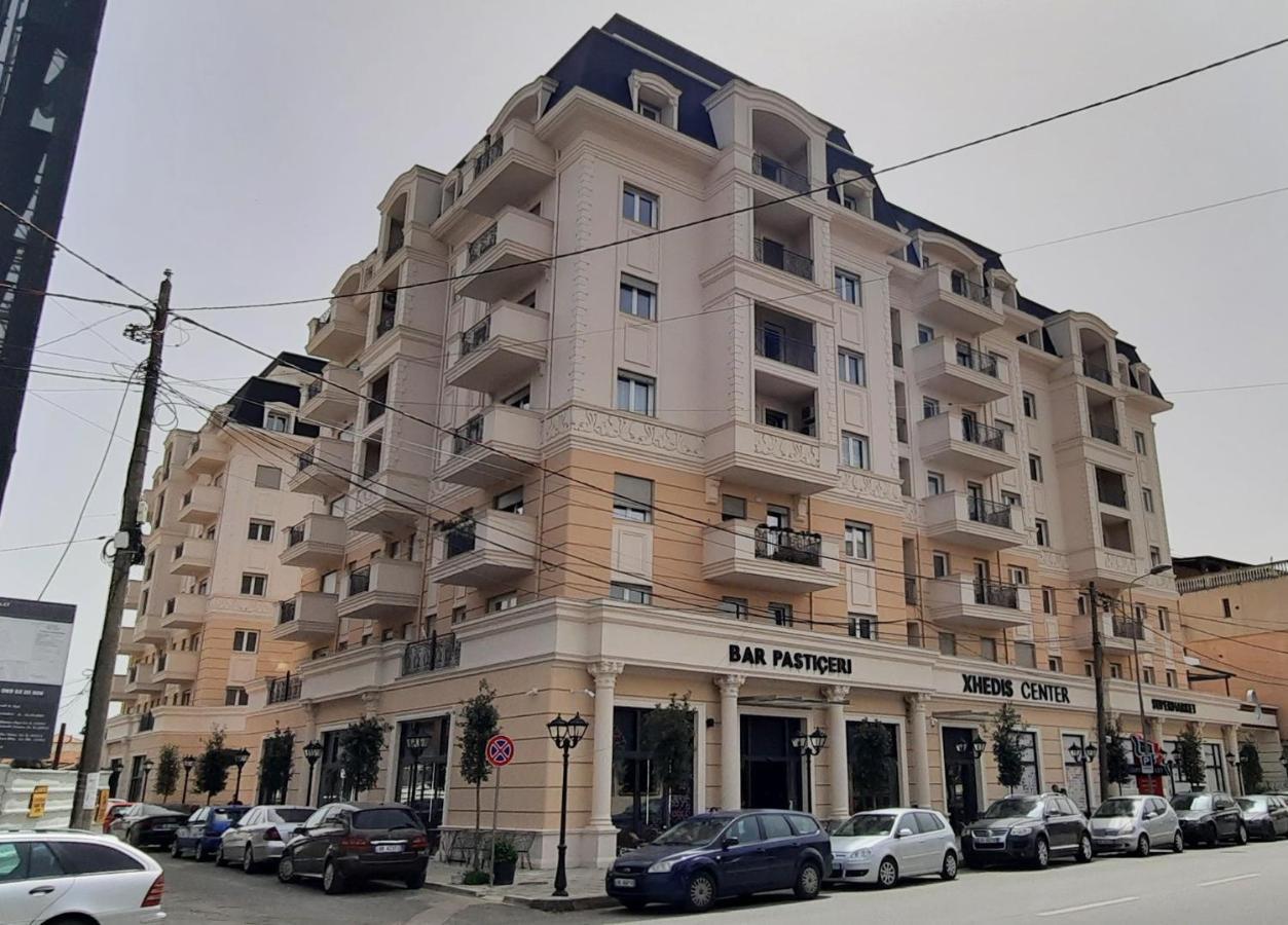 Comfy Apartment In Shkoder Exterior photo